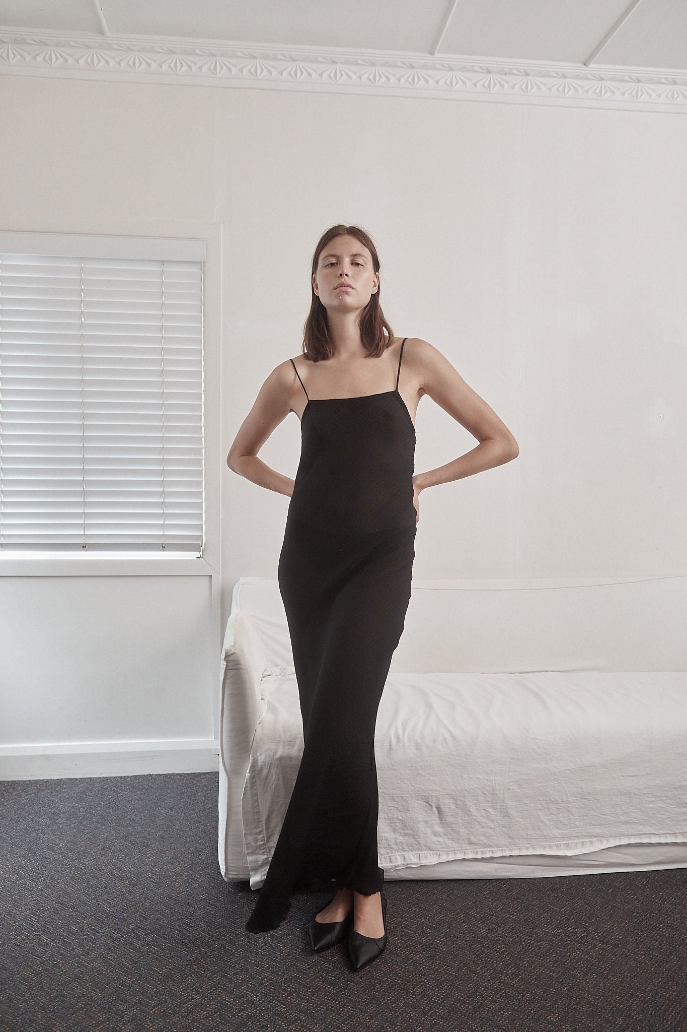 Load image into Gallery viewer, ABSTRACT DRESS - BLACK