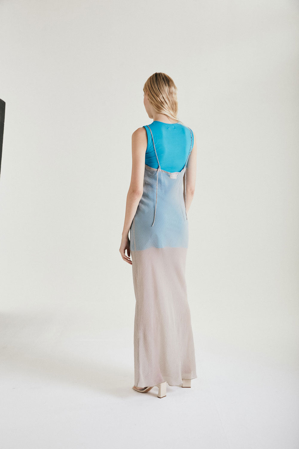 Load image into Gallery viewer, ABSTRACT DRESS - CLOUD