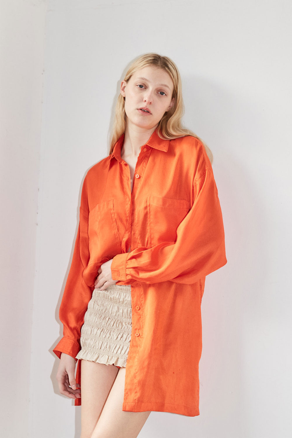 Load image into Gallery viewer, Mercurio Shirt - Orange
