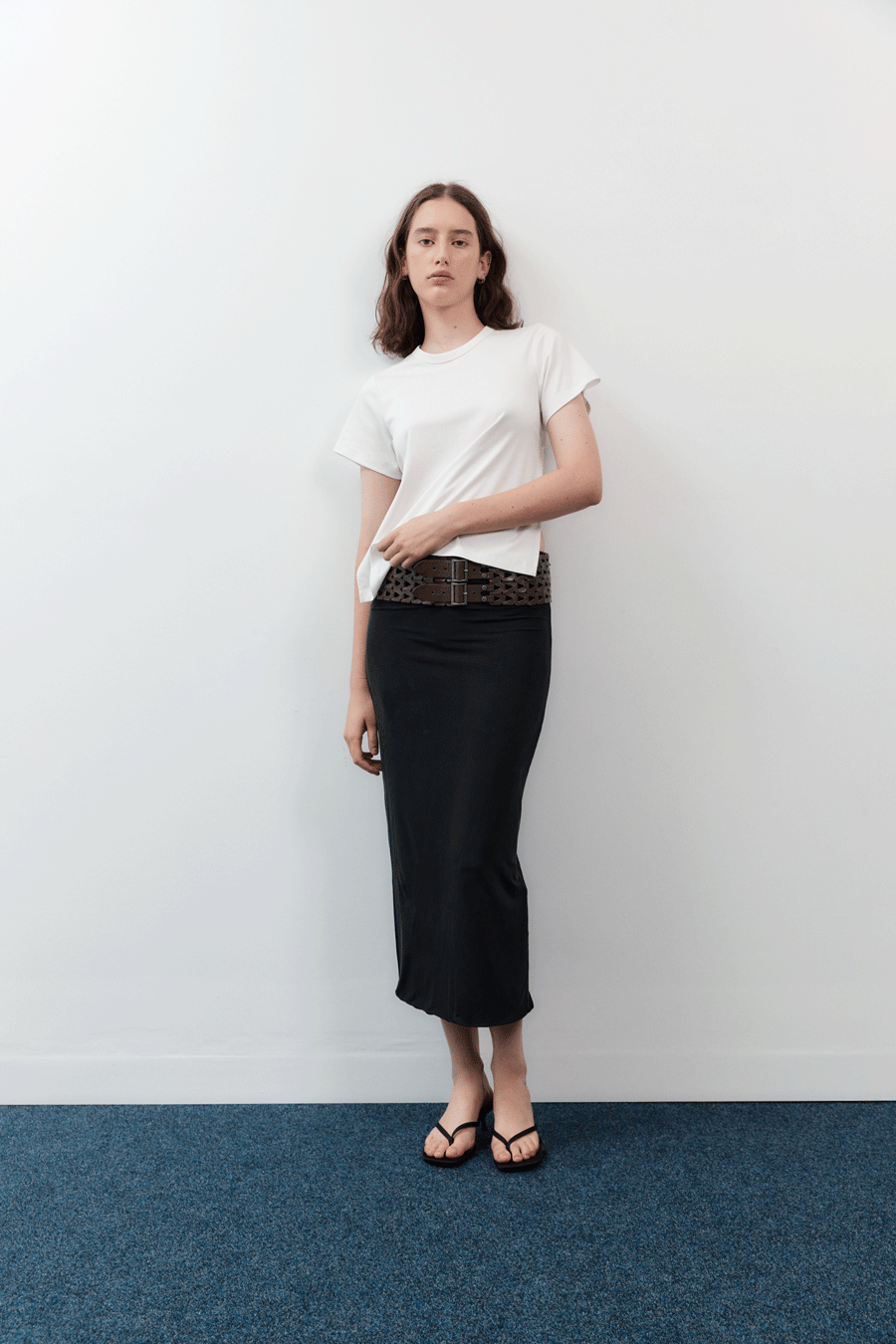 Load image into Gallery viewer, Midi Skirt - Black
