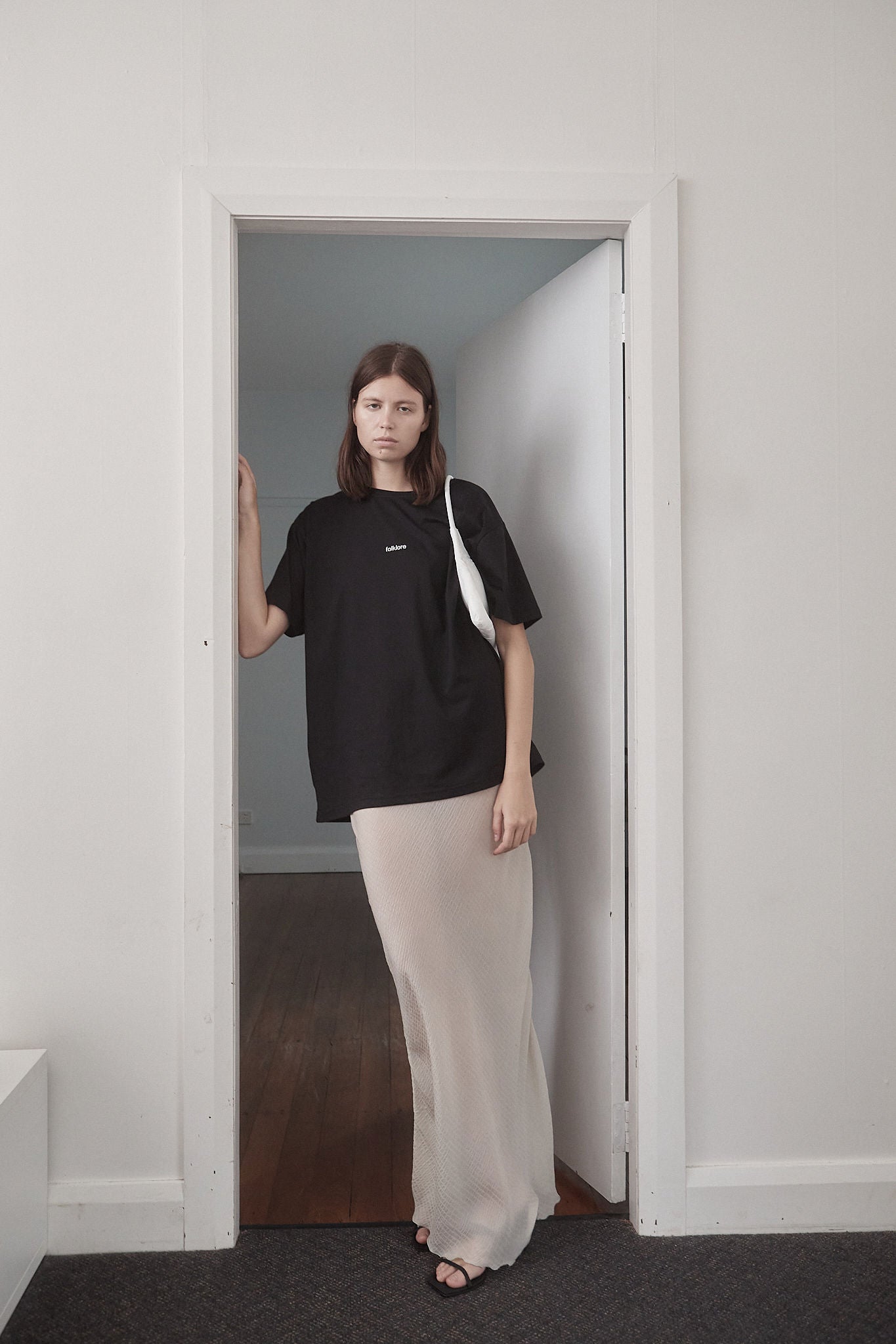 Load image into Gallery viewer, FOLKLORE TEE
