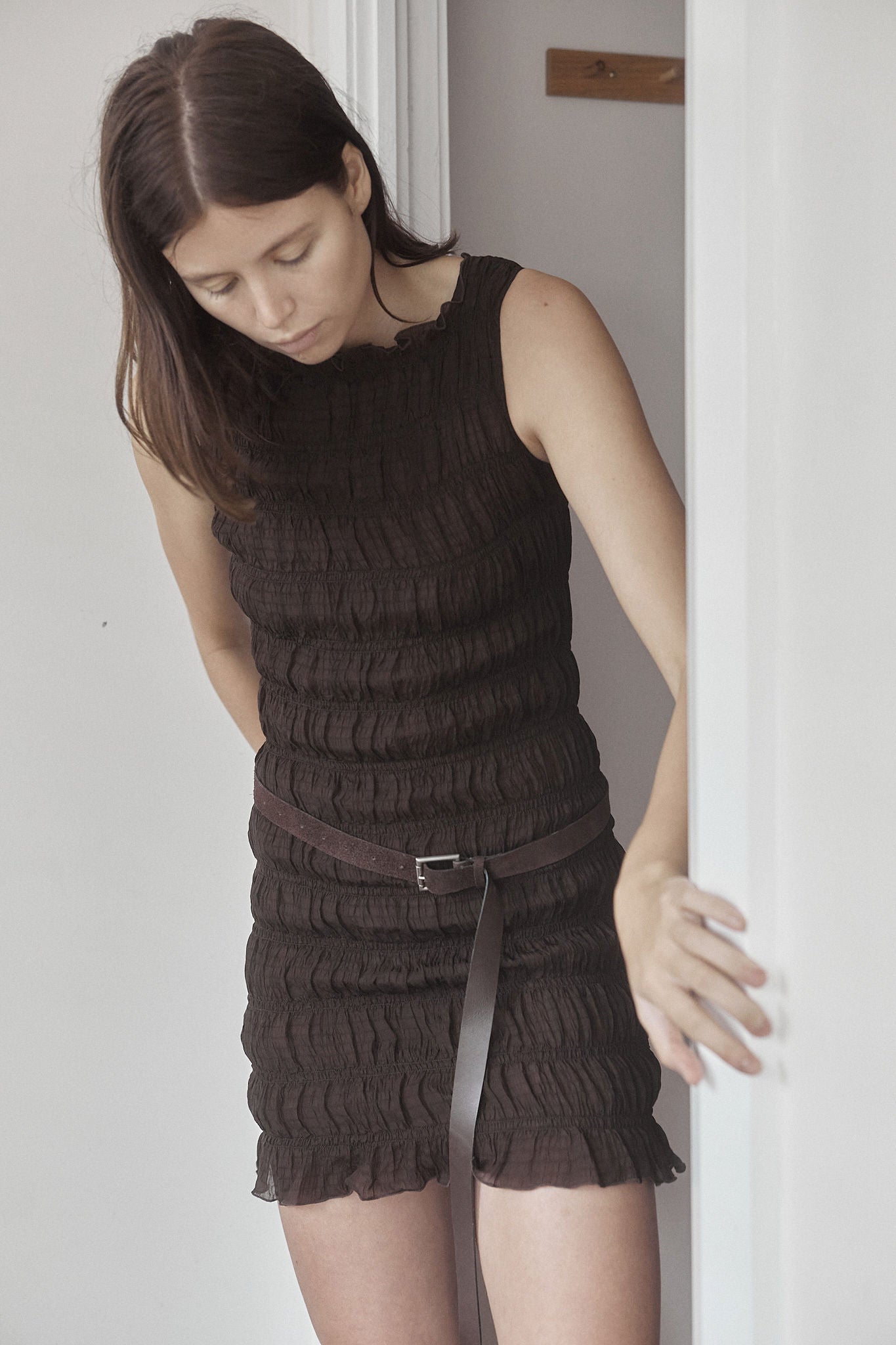 Load image into Gallery viewer, GATHERED MINI DRESS - CACAO

