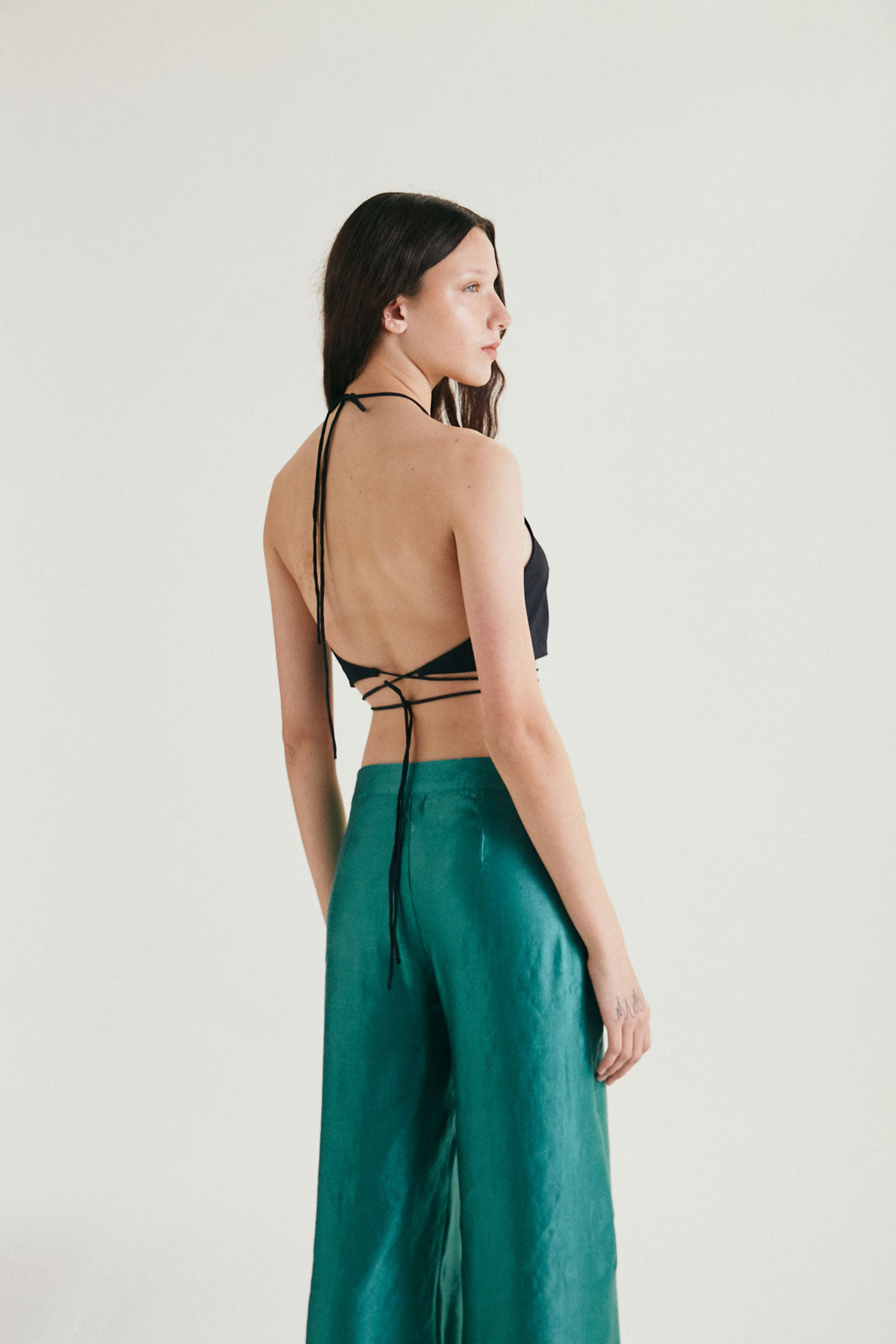 Load image into Gallery viewer, Tropical Top - Black
