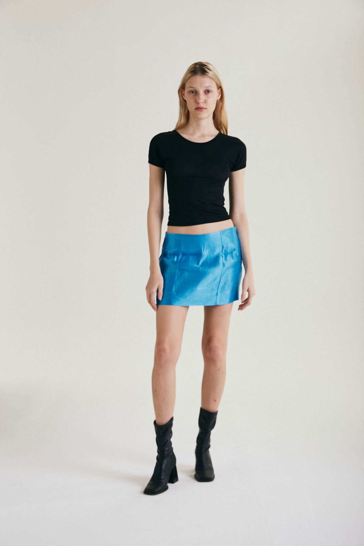 Load image into Gallery viewer, MENEO MINI SKIRT - CYAN
