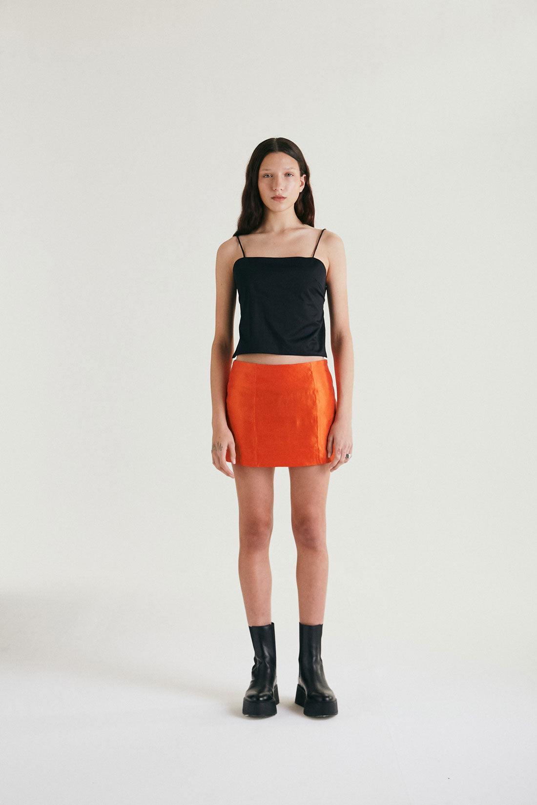 Load image into Gallery viewer, MENEO MINI SKIRT - ORANGE
