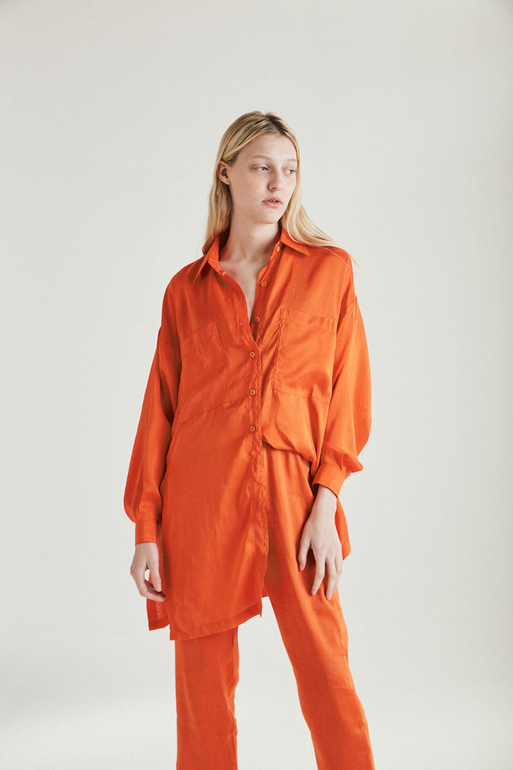 Load image into Gallery viewer, Mercurio Shirt - Orange
