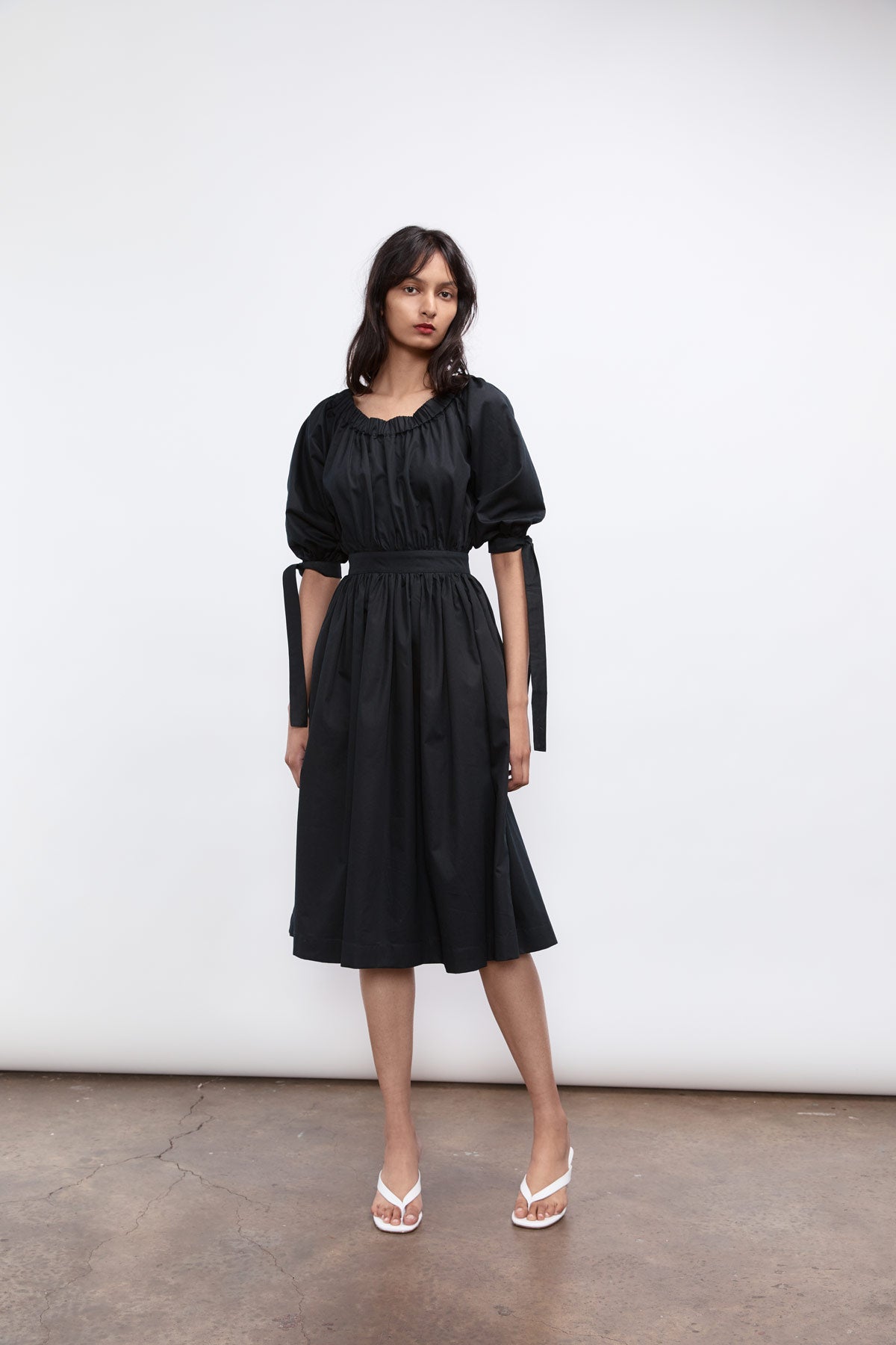 Load image into Gallery viewer, Arena Dress - Black
